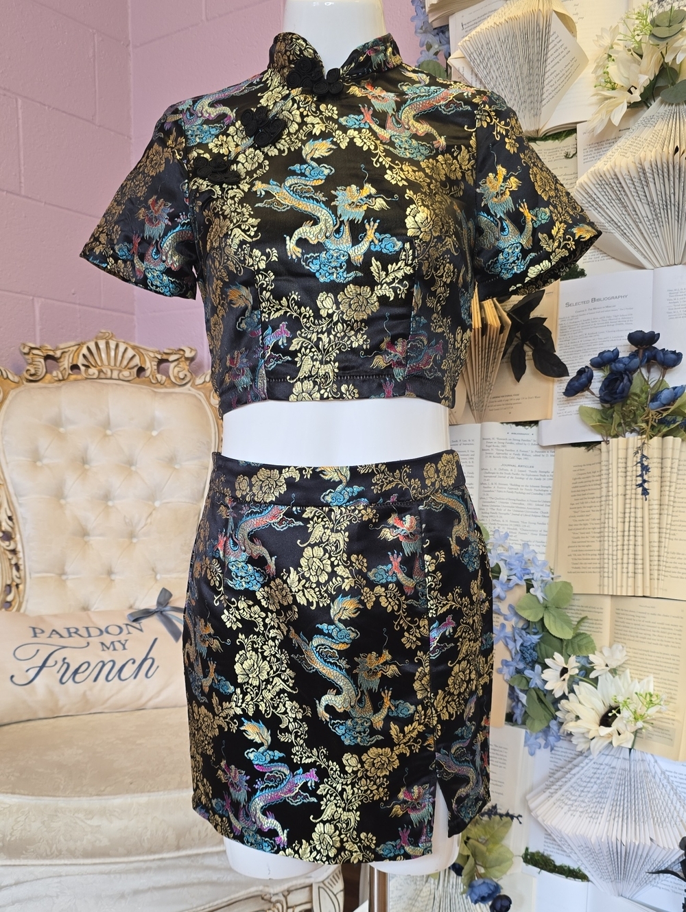 SHEIN Dragon Floral Jaquard Print 2-piece Skirt Set XS Black & Gold